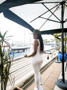 611329151: Chica busca chico en Málaga