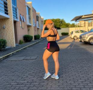 745064708: Chica busca chico en Madrid