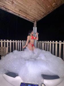 614970308: Chica busca chico en Pontevedra