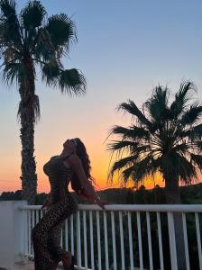 651561553: Travesti en Menorca