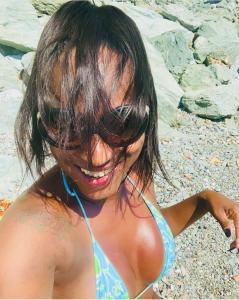 672973734: Chica busca chico en Gerona