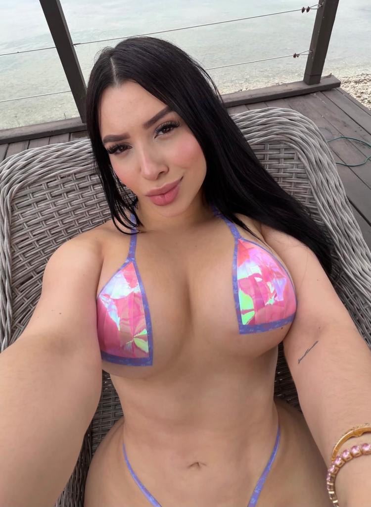 612599511: Chica busca chico en Cuenca
