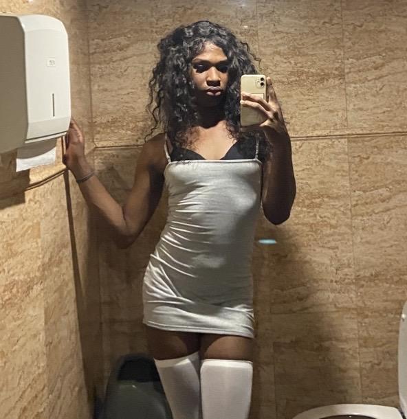 654212617: Travesti en Lugo