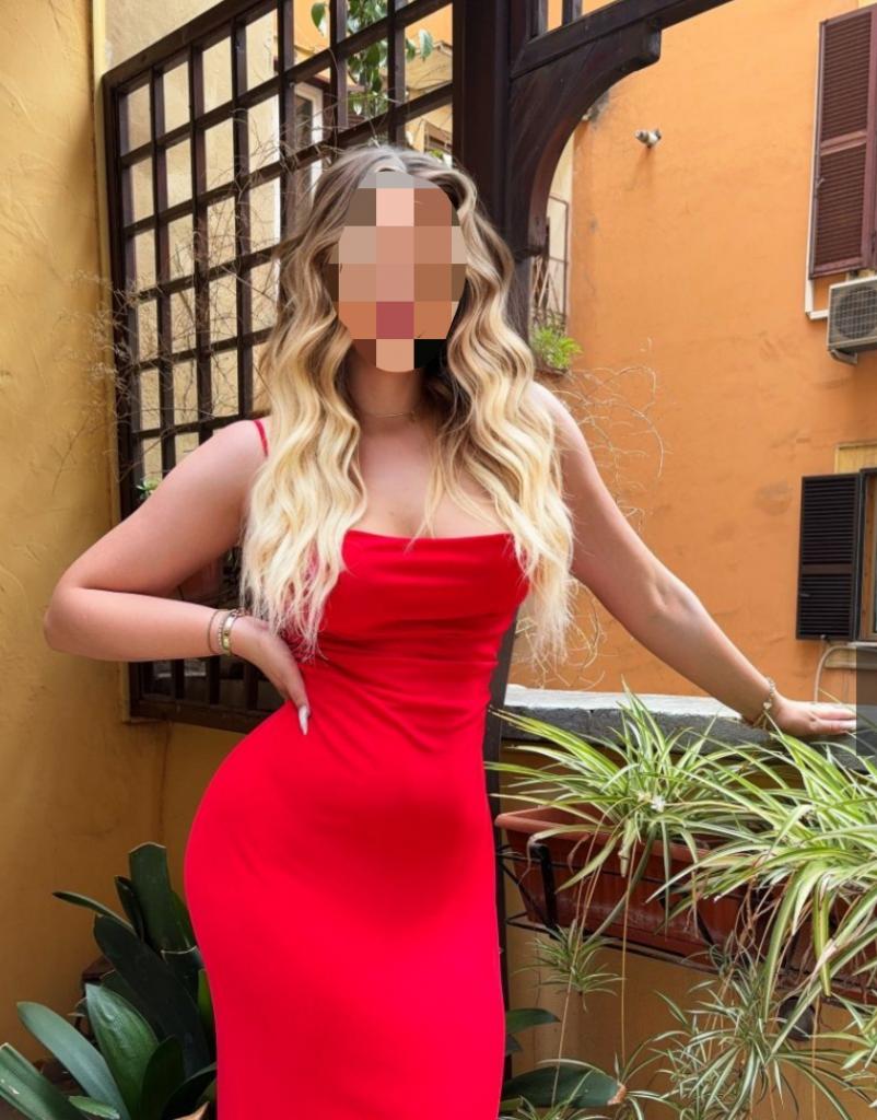 Chica busca chico en Cádiz: 
