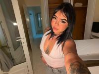 645266867: Chica busca chico en Barcelona