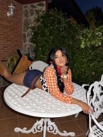 613910297: Chica busca chico en Madrid