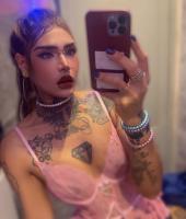 611037255: Travesti en Gerona