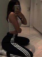 617944383: Chica busca chico en Murcia