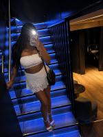 671475514: Chica busca chico en Madrid