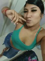 613655865: Chica busca chico en Barcelona