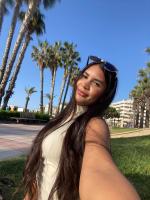 613724643: Chica busca chico en Barcelona