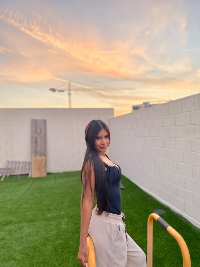 600846174: Chica busca chico en Barcelona