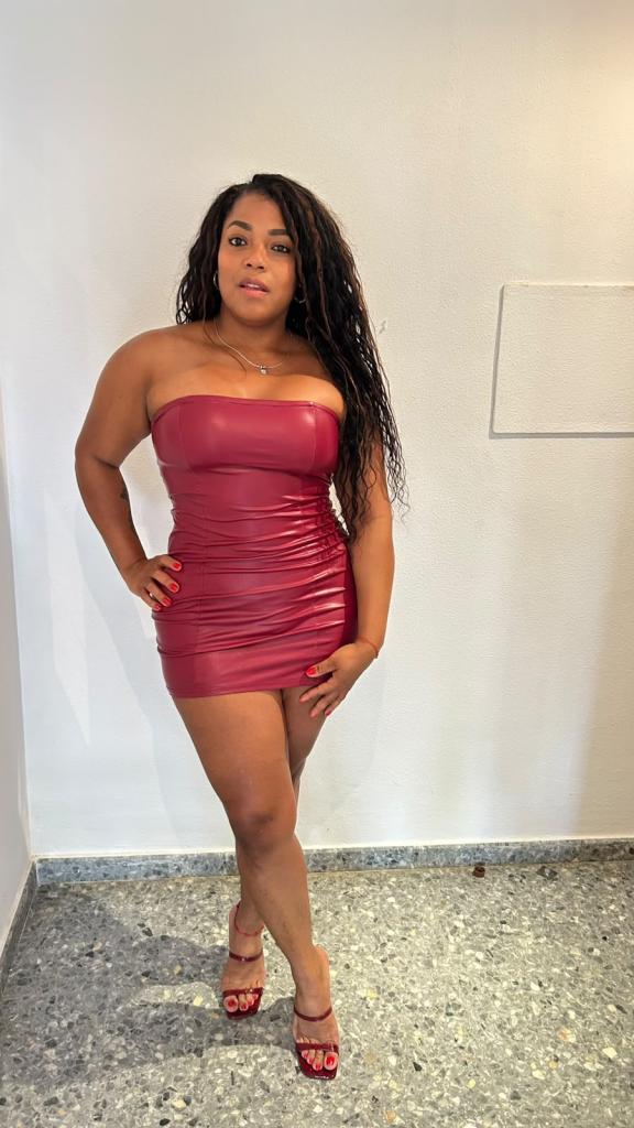 Chica busca chico en Sevilla: 