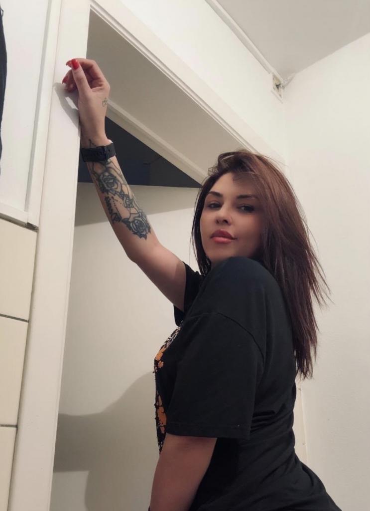 742051304: Chica busca chico en Alicante