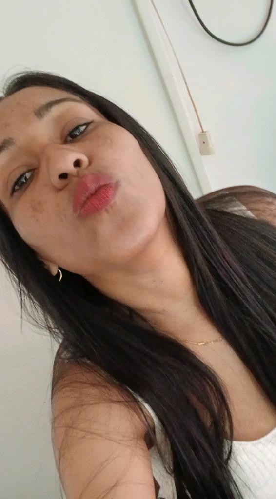 641773828: Chica busca chico en Pontevedra