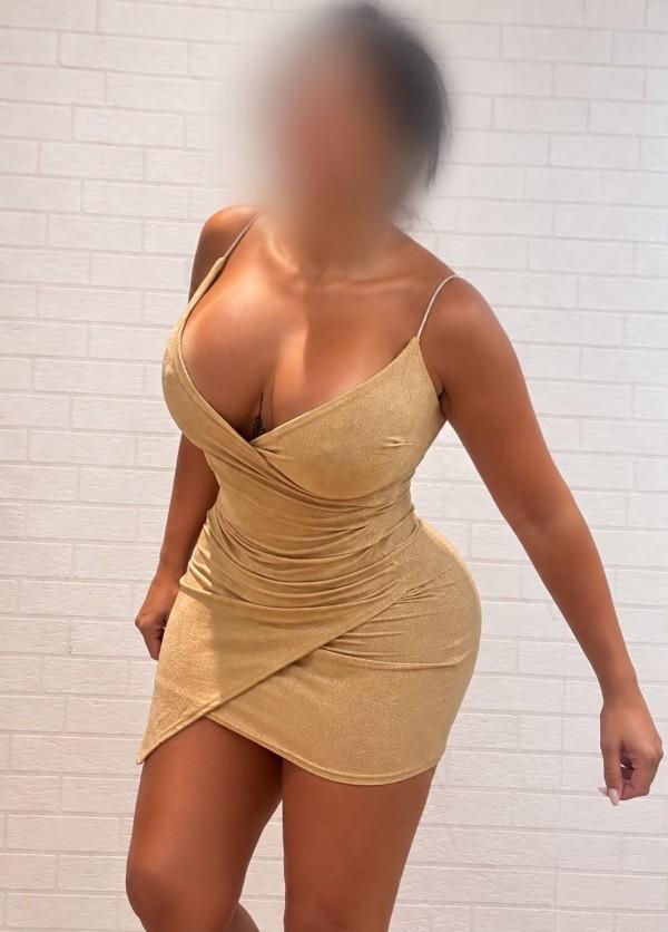 Chica busca chico en Cádiz: 