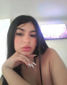 600148083: Chica busca chico en Gerona