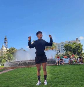 614556681: Chico busca chica en Valencia