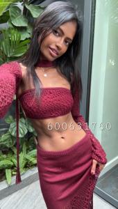 600631760: Chica busca chico en La Coruña