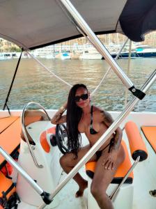 641146403: Travesti en Valladolid