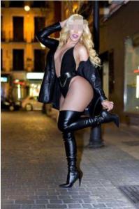 641076771: Transexual en León