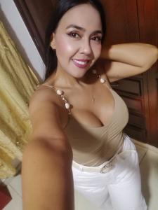 Chica busca chico en Las Palmas: Chica busca chico