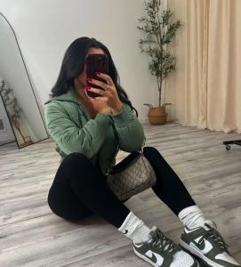 Chica busca chico en Valencia: 