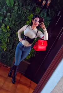 Chica busca chico en Barcelona: 
