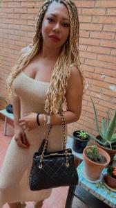 Chica busca chico en Almería: 