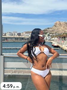 Chica busca chico en Alicante: 