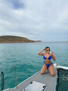 Chica busca chico en Ibiza: 
