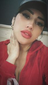 Chica busca chico en Barcelona: 