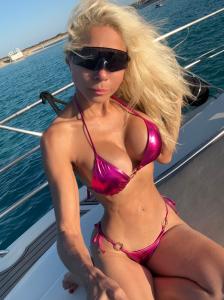 Chica busca chico en Ibiza: 