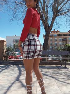 Chica busca chico en Granada: 