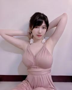 617602272: Chica busca chico en Madrid