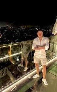 670226848: Chico busca chica en Madrid