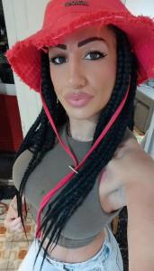 662142788: Chica busca chico en Barcelona