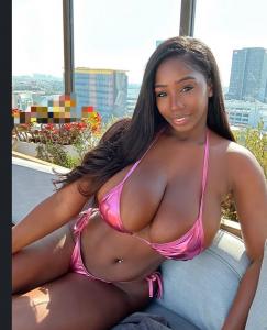 643076657: Chica busca chico en Guipúzcoa