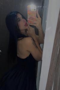 635164595: Chica busca chico en Madrid