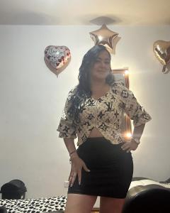 642735315: Chica busca chico en Sevilla