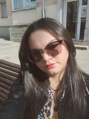 613508213: Chica busca chico en Barcelona