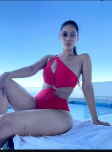 Chica busca chico en Granada: 