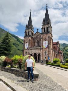 Chico busca chica en Cuenca: 