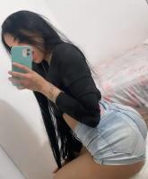 667740511: Chica busca chico en Madrid