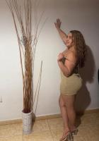 614778596: Chica busca chico en Barcelona