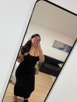 631086796: Chica busca chico en Barcelona