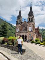 692946052: Chico busca chica en Cuenca