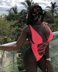 Chica busca chico en Barcelona: 