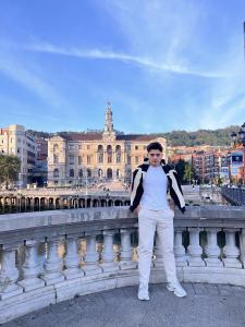 Chico busca chica en La Coruña: 