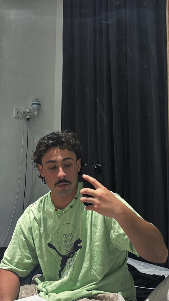 Chico busca chica en Barcelona: Chico busca chica